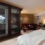 Experimental Hotell
