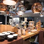 Hotell Experimental 4*