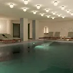 Experimental Hotell 4*
