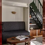 Hotell Experimental 4*
