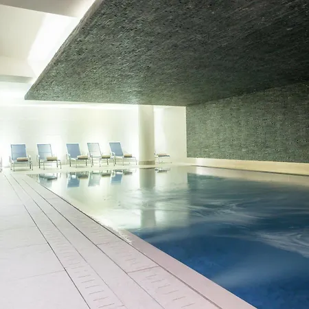 L'aigle Des Neiges Hotel 4*