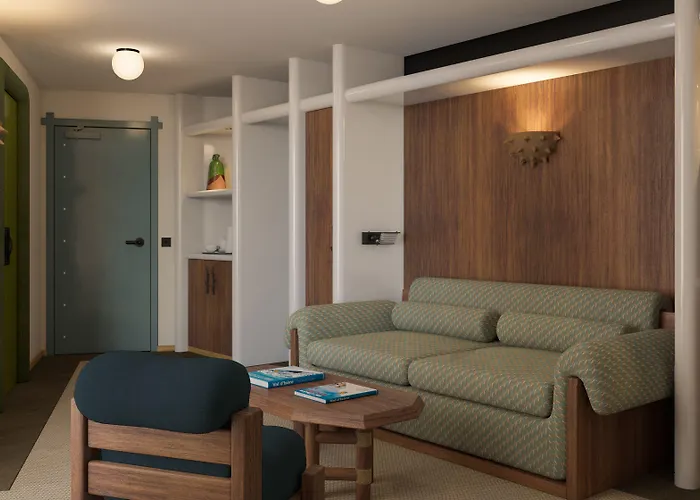 Hotel Experimental 4*