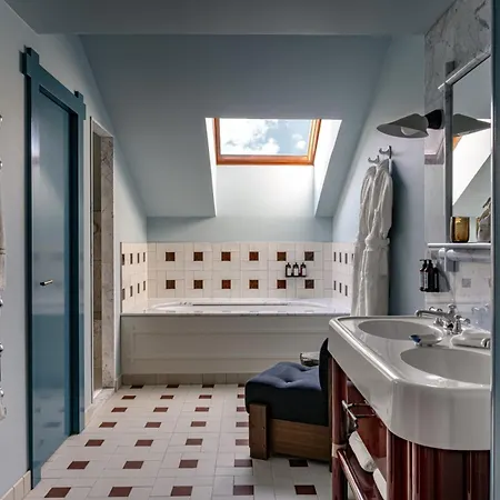 Hotel Experimental 4*